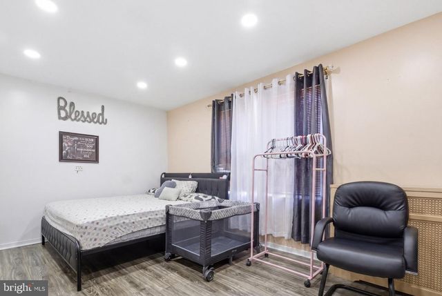 120 S 5TH AVE, Reading, PA 19611