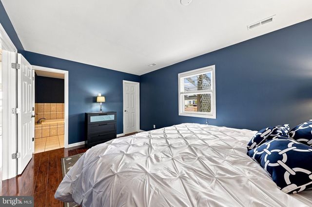 134 E POTOMAC DR, Little Egg Harbor Twp, NJ 08087