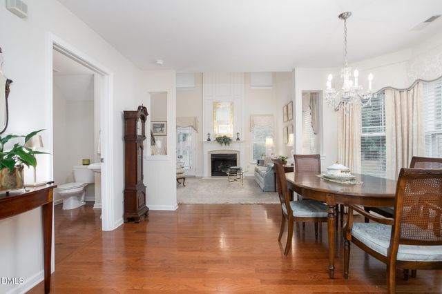 209 N Scotswood Boulevard, Hillsborough, NC 27278