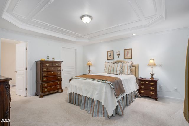 209 N Scotswood Boulevard, Hillsborough, NC 27278