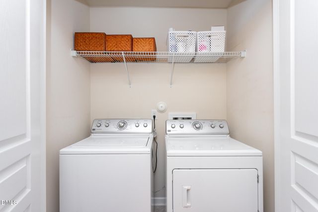 209 N Scotswood Boulevard, Hillsborough, NC 27278