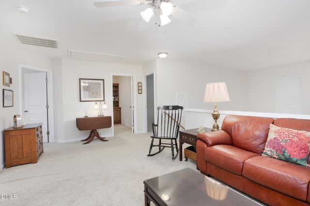 209 N Scotswood Boulevard, Hillsborough, NC 27278