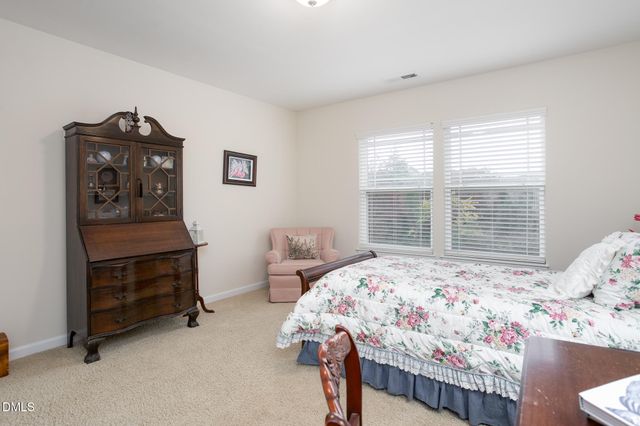 209 N Scotswood Boulevard, Hillsborough, NC 27278