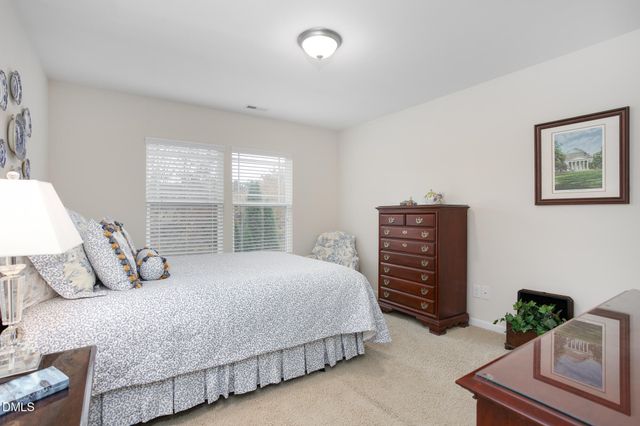 209 N Scotswood Boulevard, Hillsborough, NC 27278