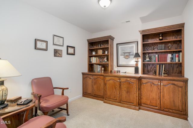 209 N Scotswood Boulevard, Hillsborough, NC 27278