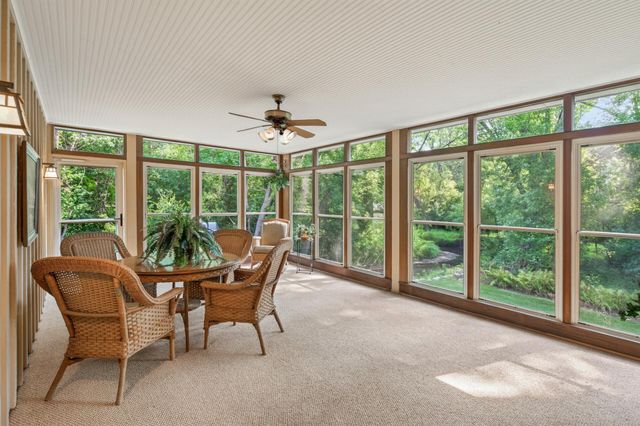 9923 Brookside Circle, Bloomington, MN 55431