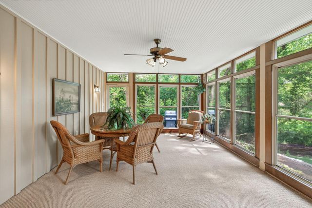 9923 Brookside Circle, Bloomington, MN 55431