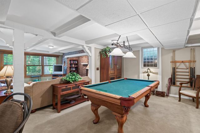 9923 Brookside Circle, Bloomington, MN 55431