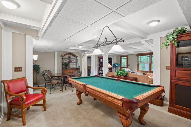 9923 Brookside Circle, Bloomington, MN 55431