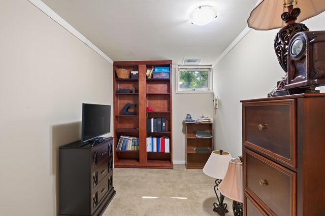 9923 Brookside Circle, Bloomington, MN 55431