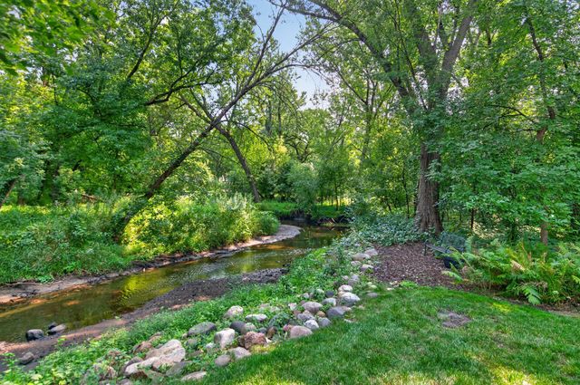 9923 Brookside Circle, Bloomington, MN 55431