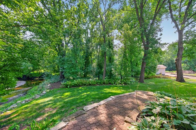 9923 Brookside Circle, Bloomington, MN 55431