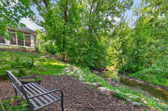 9923 Brookside Circle, Bloomington, MN 55431
