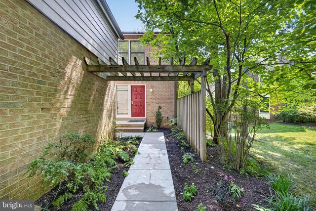 6481 WISHBONE TER, Cabin John, MD 20818