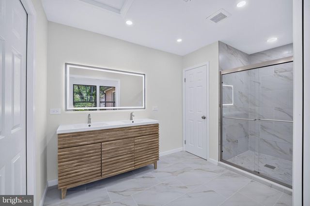 6481 WISHBONE TER, Cabin John, MD 20818