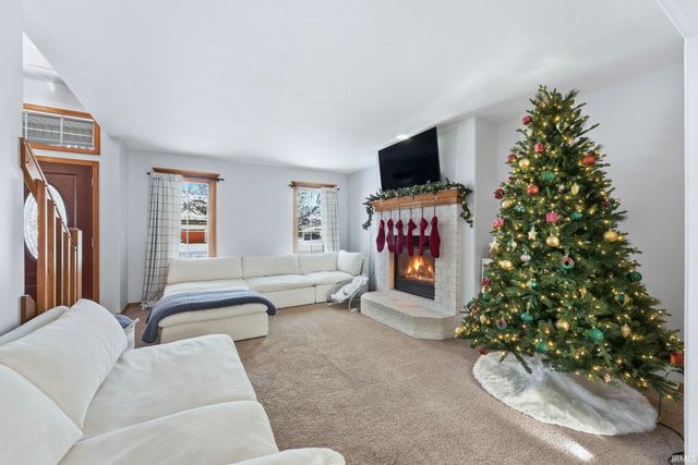 2607 Creeping Phlox Cove, Fort Wayne, IN 46818