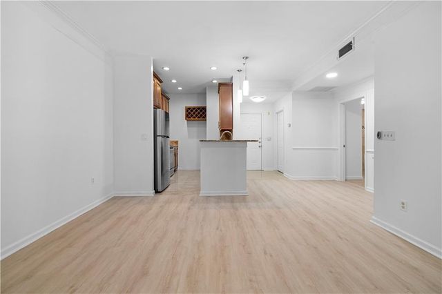 2700 Pine Tree Road NE 2104, Atlanta, GA 30324