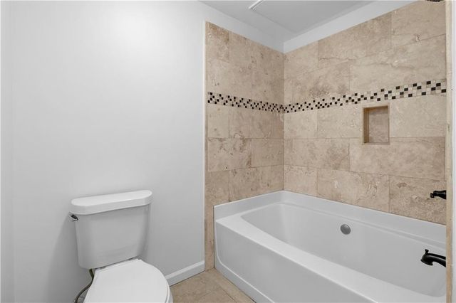 2700 Pine Tree Road NE 2104, Atlanta, GA 30324