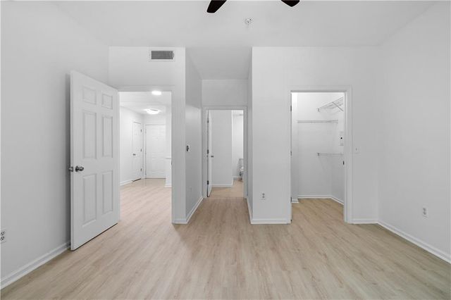 2700 Pine Tree Road NE 2104, Atlanta, GA 30324