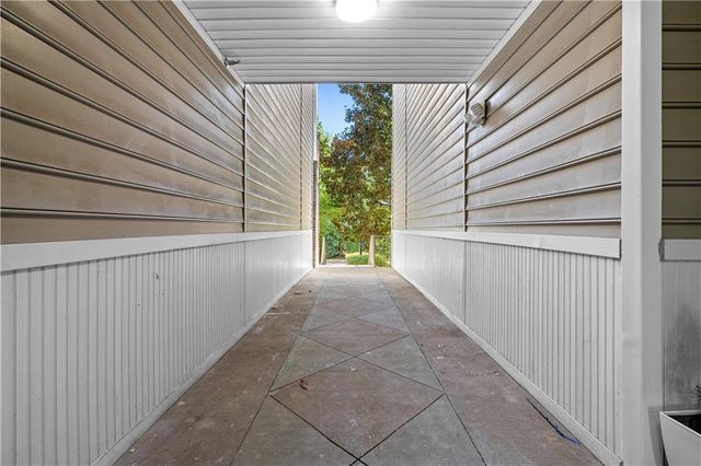 2700 Pine Tree Road NE 2104, Atlanta, GA 30324