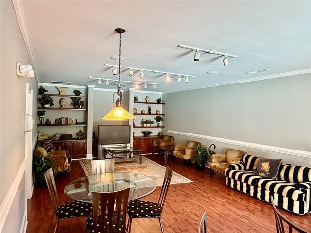 2700 Pine Tree Road NE 2104, Atlanta, GA 30324