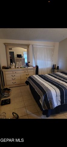 2121 LAKE OMEGA Street, El Paso, TX 79936