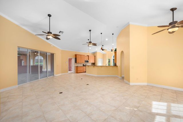 5125 Southwind Trail, Fort Pierce, FL 34951