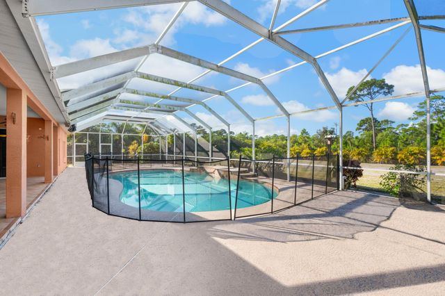 5125 Southwind Trail, Fort Pierce, FL 34951