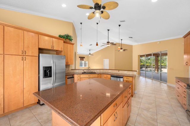 5125 Southwind Trail, Fort Pierce, FL 34951