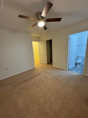 1612 Halesworth LN, Virginia Beach, VA 23456