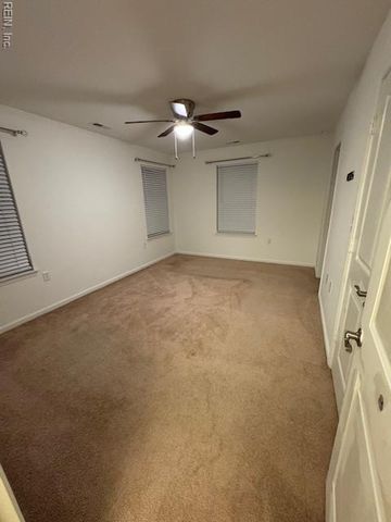 1612 Halesworth LN, Virginia Beach, VA 23456