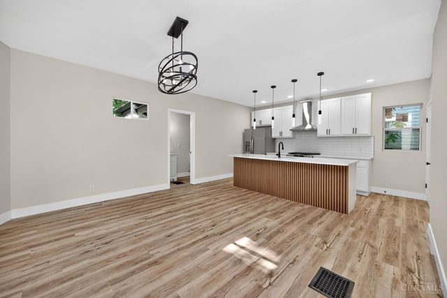5345 Chapman Street, Cincinnati, OH 45227