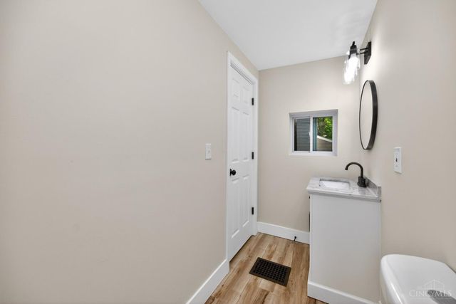 5345 Chapman Street, Cincinnati, OH 45227