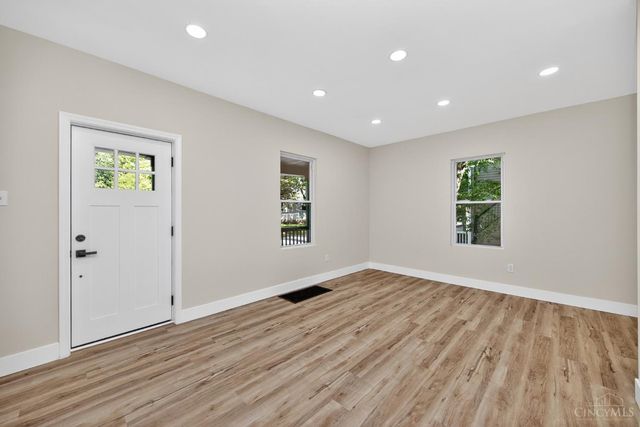 5345 Chapman Street, Cincinnati, OH 45227