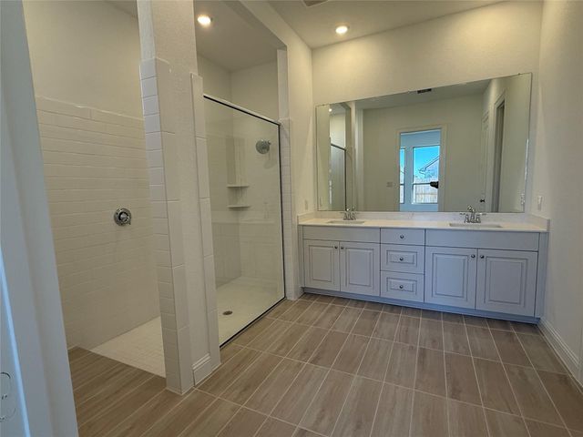 6006 Marina Ray Drive, Baytown, TX 77521