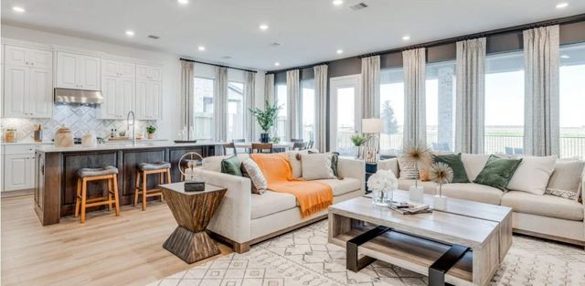 6006 Marina Ray Drive, Baytown, TX 77521