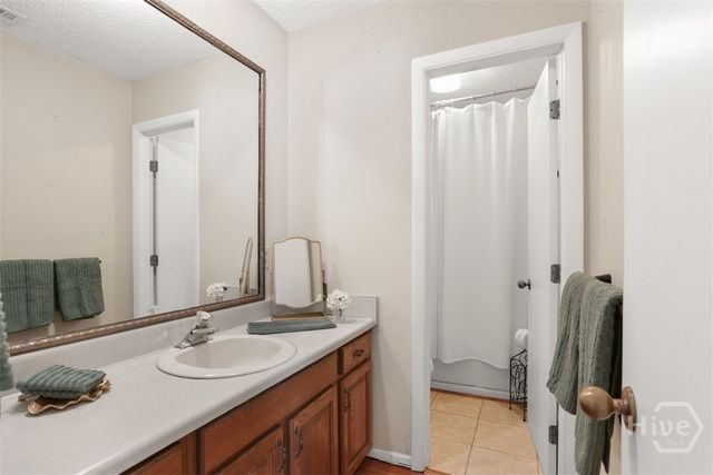 1765 Grove Point Road, Savannah, GA 31419