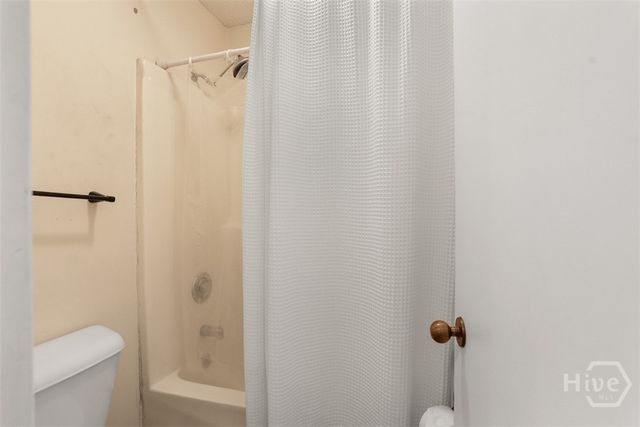 1765 Grove Point Road, Savannah, GA 31419