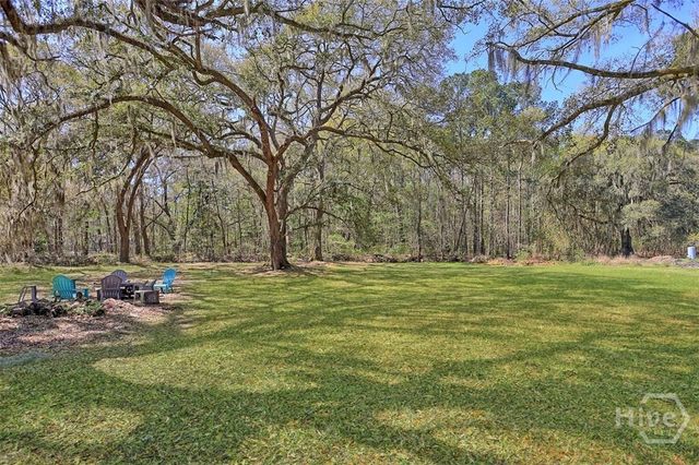1765 Grove Point Road, Savannah, GA 31419