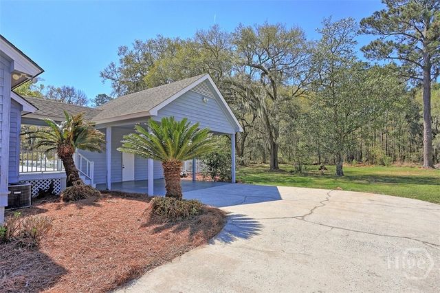 1765 Grove Point Road, Savannah, GA 31419