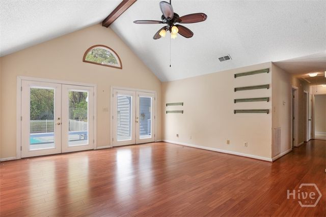 1765 Grove Point Road, Savannah, GA 31419