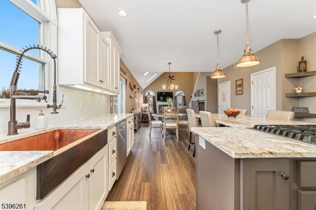 7 Maple Springs Road, Alexandria Twp., NJ 08867