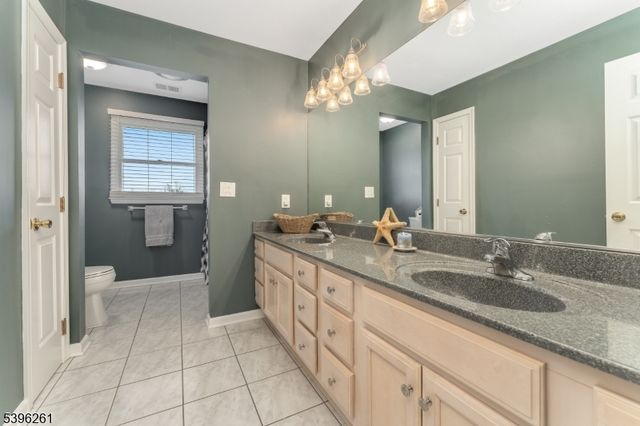 7 Maple Springs Road, Alexandria Twp., NJ 08867