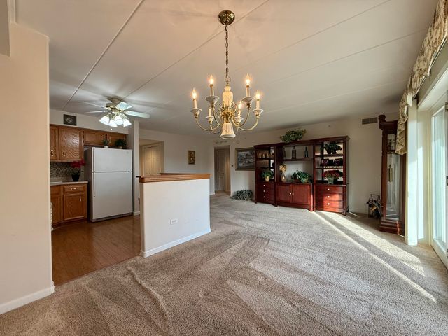 908 Swan Drive 2d, Dyer, IN 46311