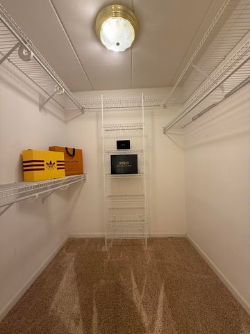 908 Swan Drive 2d, Dyer, IN 46311