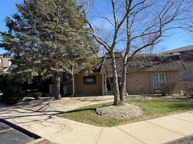 908 Swan Drive 2d, Dyer, IN 46311