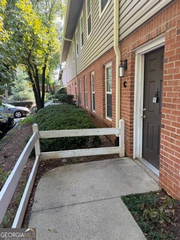 7750 Roswell Road 8C, Sandy Springs, GA 30350 — exterior