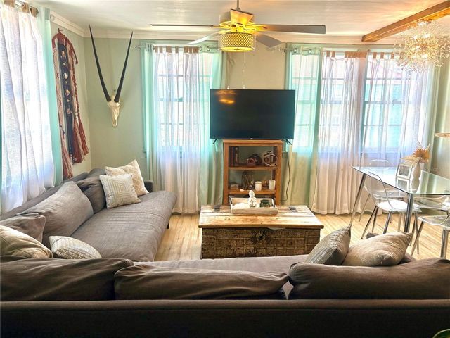 2830 48TH STREET S, Gulfport, FL 33711