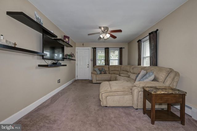 130 GREENWOOD AVE, Burlington, NJ 08016