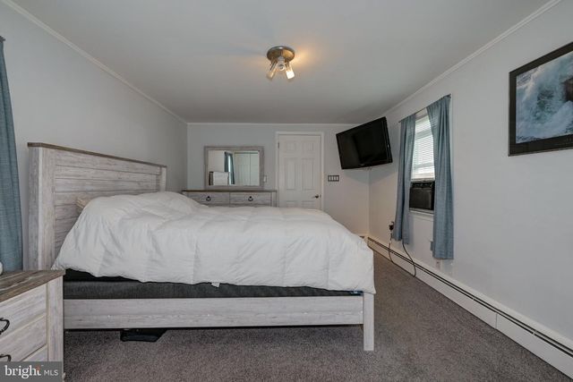 130 GREENWOOD AVE, Burlington, NJ 08016